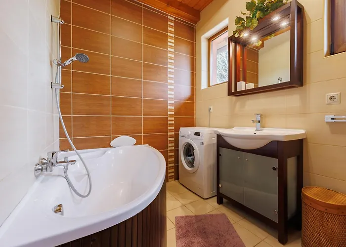 ヴィラ Tramonto By Interhome バラトンサールソー